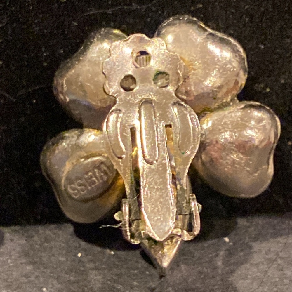 Weiss Chocolate Aurora Borealis Clip Earrings. - Picture 4 of 6
